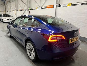 Tesla Model 3 LONG RANGE AWD