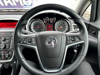 Vauxhall Astra ELITE -AUTO, 1 FORMER OWNER, ONLY 61688 MILES, PARKING SENSORS, 