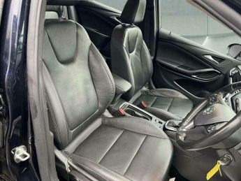 Vauxhall Astra 1.4i Turbo Elite Nav Sports Tourer Auto Euro 6 (s/s) 5dr