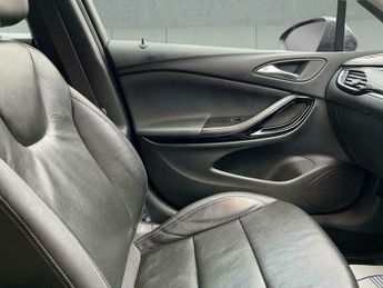 Vauxhall Astra 1.4i Turbo Elite Nav Sports Tourer Auto Euro 6 (s/s) 5dr