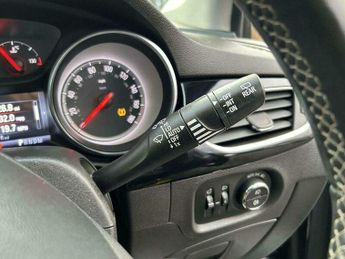 Vauxhall Astra 1.4i Turbo Elite Nav Sports Tourer Auto Euro 6 (s/s) 5dr