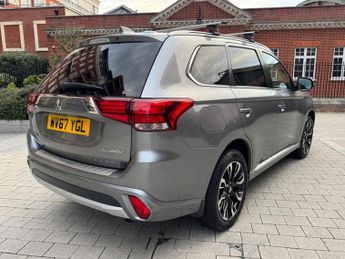 Mitsubishi Outlander PHEV 4H