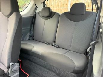 Toyota AYGO VVT-I +