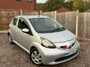 Toyota AYGO VVT-I +