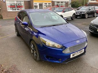 Ford Focus 1.0T EcoBoost Zetec Edition Hatchback 5dr Petrol Auto Euro 6 (s/