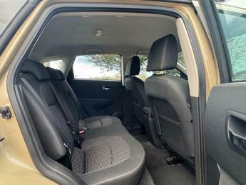 Nissan Qashqai 2.0 Acenta CVT 5dr