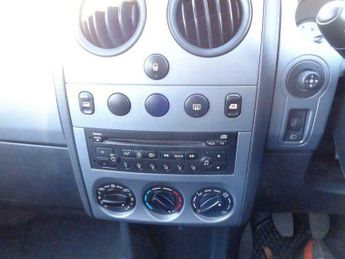 Peugeot Partner 1.6 HDi Escapade 5dr