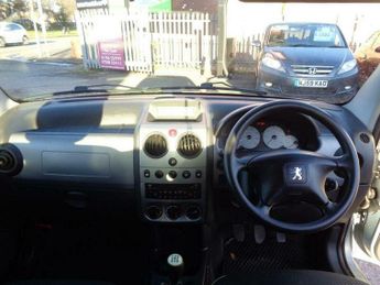 Peugeot Partner 1.6 HDi Escapade 5dr