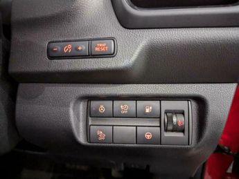 Nissan Leaf 40kWh N-Connecta Auto 5dr