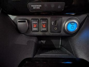 Nissan Leaf 40kWh N-Connecta Auto 5dr