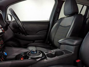 Nissan Leaf 40kWh N-Connecta Auto 5dr