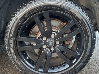 Land Rover Discovery 3.0 SD V6 Landmark SUV 5dr Diesel Auto 4WD Euro 6 (s/s) (256 bhp