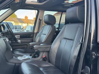 Land Rover Discovery 3.0 SD V6 Landmark SUV 5dr Diesel Auto 4WD Euro 6 (s/s) (256 bhp