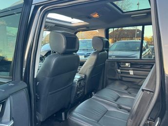 Land Rover Discovery 3.0 SD V6 Landmark SUV 5dr Diesel Auto 4WD Euro 6 (s/s) (256 bhp