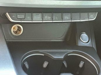 Audi A4 Avant 2.0 TDI S line S Tronic quattro Euro 6 (s/s) 5dr