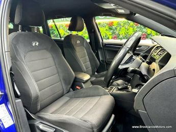 Volkswagen Golf R TSI DSG [6X VOLKSWAGEN SERVICES, SAT NAV, HEATED SEATS & REVER