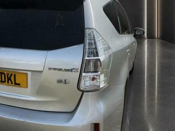 Toyota Prius PLUS