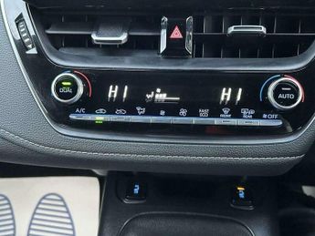 Toyota Corolla 1.8 VVT-h Icon CVT Euro 6 (s/s) 5dr