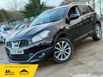 Nissan Qashqai 1.6 Tekna SUV 5dr Petrol CVT 2WD Euro 5 (AVM) (117 ps)
