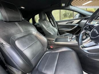 Jaguar XF R-DYNAMIC S