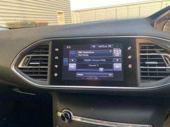 Peugeot 308 1.2 PureTech Allure EAT Euro 6 (s/s) 5dr