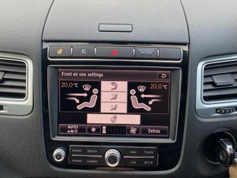 Volkswagen Touareg V6 R-LINE PLUS TDI BLUEMOTION TECHNOLOGY