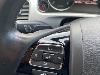 Volkswagen Touareg V6 R-LINE PLUS TDI BLUEMOTION TECHNOLOGY