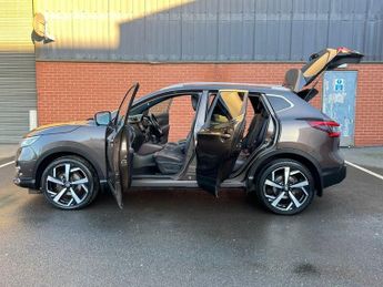 Nissan Qashqai 1.6 dCi Tekna+ SUV 5dr Diesel XTRON Euro 6 (s/s) (130 ps)