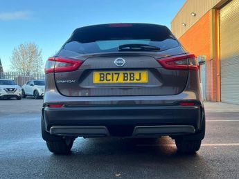 Nissan Qashqai 1.6 dCi Tekna+ SUV 5dr Diesel XTRON Euro 6 (s/s) (130 ps)
