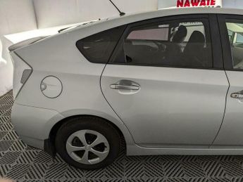 Toyota Prius 1.8 VVT-h CVT Euro 5 (s/s) 5dr