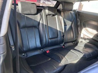 Land Rover Range Rover Evoque 2.0 TD4 SE Tech Auto 4WD Euro 6 (s/s) 3dr