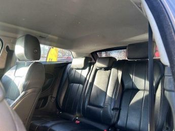 Land Rover Range Rover Evoque 2.0 TD4 SE Tech Auto 4WD Euro 6 (s/s) 3dr