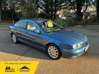 Jaguar X-Type 2.5 V6 (AWD) 4dr