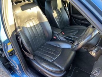 Jaguar X-Type 2.5 V6 (AWD) 4dr