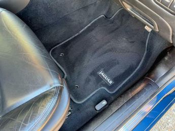 Jaguar X-Type 2.5 V6 (AWD) 4dr