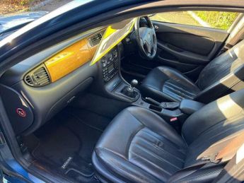 Jaguar X-Type 2.5 V6 (AWD) 4dr