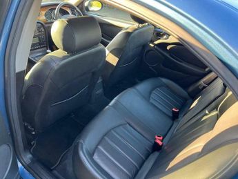 Jaguar X-Type 2.5 V6 (AWD) 4dr
