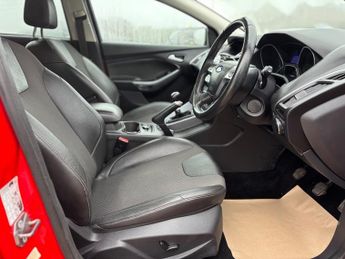 Ford Focus 2.0 TDCi Titanium X Estate 5dr Diesel Manual Euro 5 (163 ps)