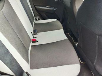 Toyota AYGO 1.0 VVT-i x-play x-shift Euro 6 5dr