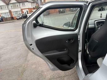 Toyota AYGO 1.0 VVT-i x-play x-shift Euro 6 5dr