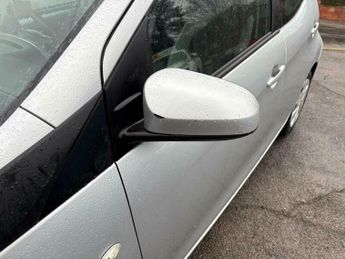 Toyota AYGO 1.0 VVT-i x-play x-shift Euro 6 5dr