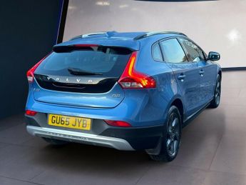 Volvo V40 D2 CROSS COUNTRY LUX