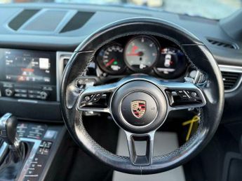 Porsche Macan 3.0 TD V6 S PDK 4WD Euro 6 (s/s) 5dr