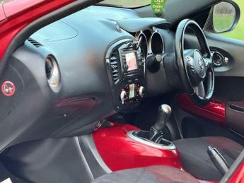 Nissan Juke 1.6 Acenta Premium Euro 5 (s/s) 5dr