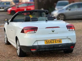 Renault Megane 1.5 dCi Dynamique TomTom EDC Euro 5 2dr