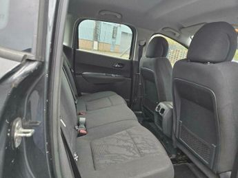 Peugeot 3008 1.6 e-HDi Active EGC Euro 5 (s/s) 5dr