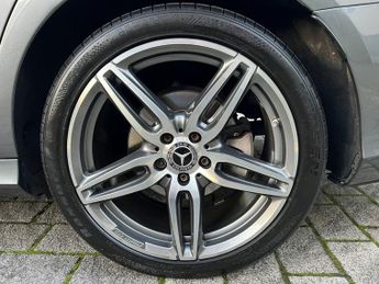 Mercedes B Class E 220 D AMG LINE