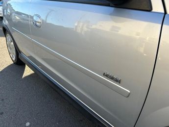 Vauxhall Corsa DESIGN 16V