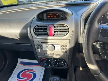 Vauxhall Corsa DESIGN 16V