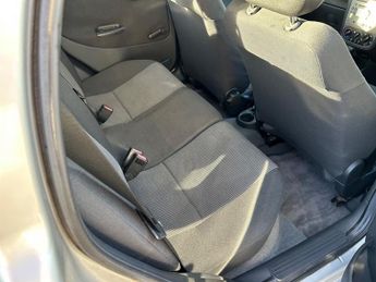 Vauxhall Corsa DESIGN 16V